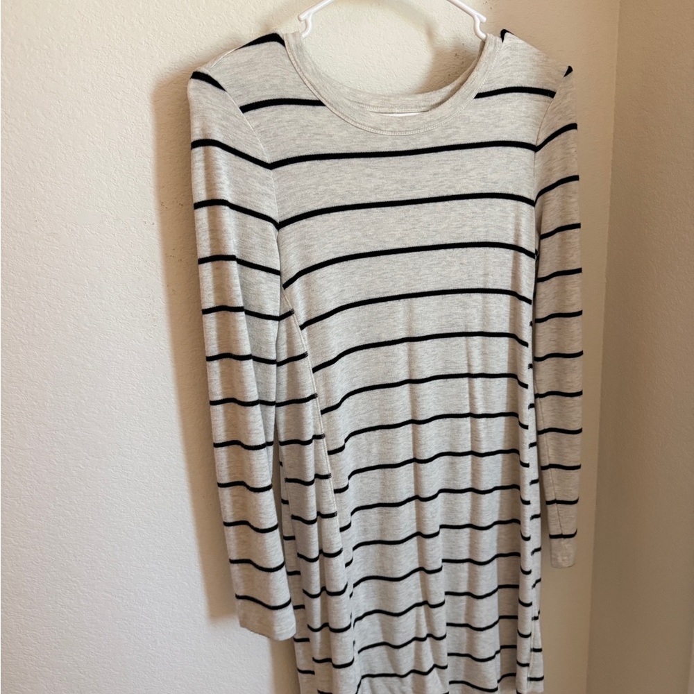 Lou & Grey Cream and Black Striped Long Sleeve Tee
